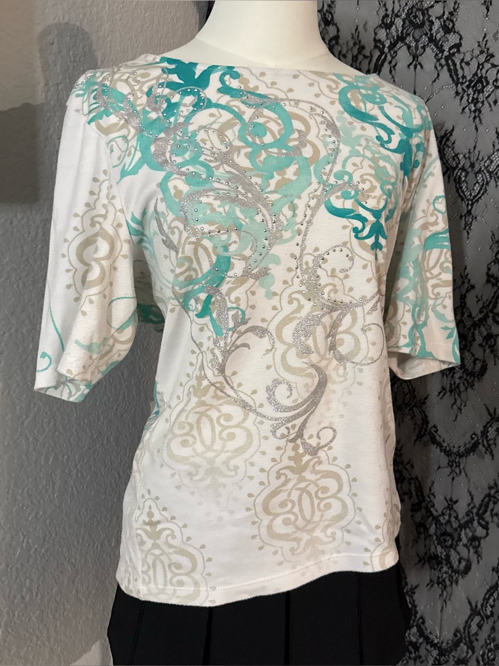 Y2K Karen Scott teal and beige paisley print  blouse with rhinestones